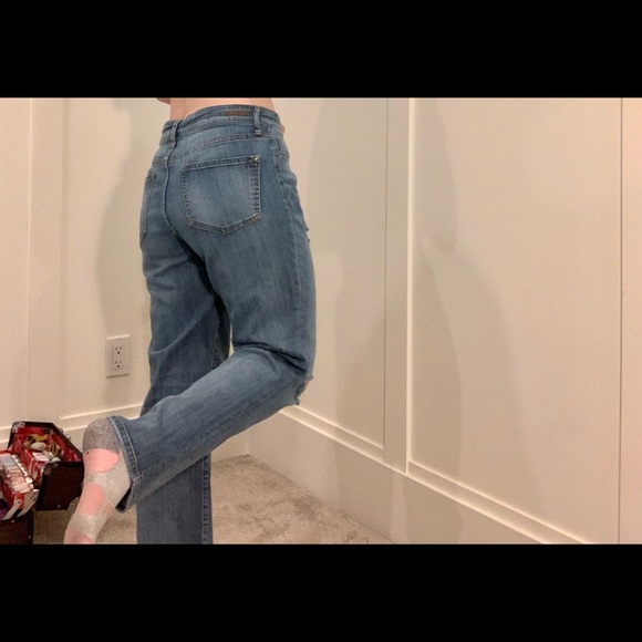 ANTHROPOLOGIE denim flare jeans 💙 - Picture 2 of 5